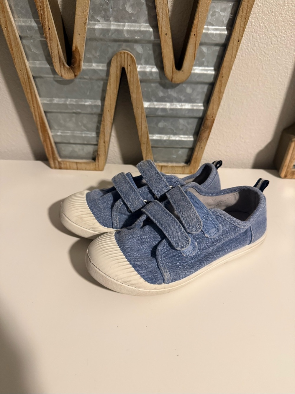 Cat & Jack Casual Blue Denim Velcro Canvas Sneakers Pull On